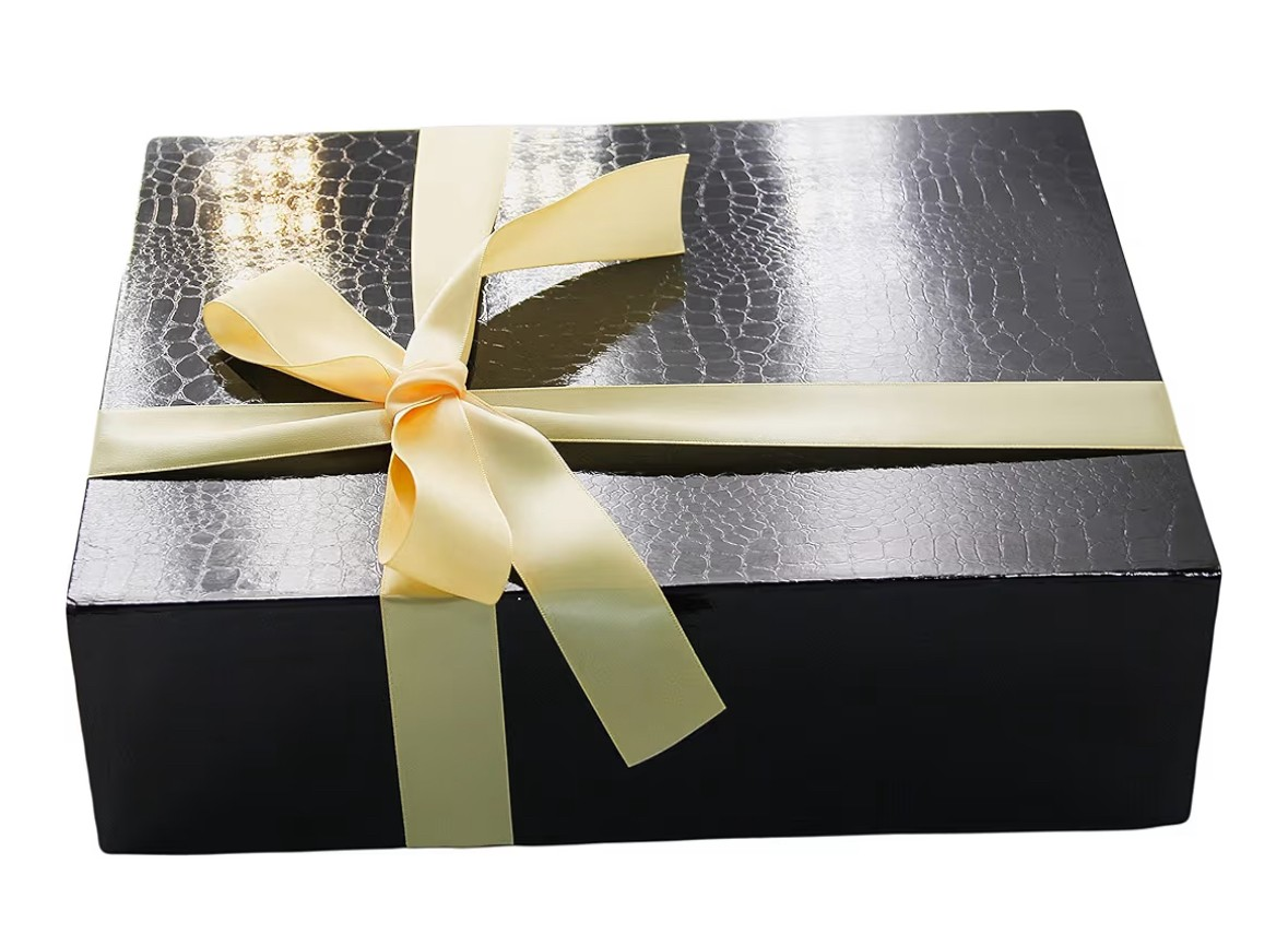 B4.webp Caja para Regalo de Lujo Negra 12.5"x9.5"x3.5"